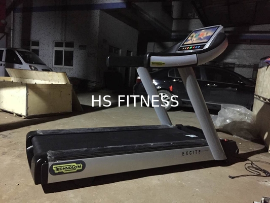 Body Building-Handelsturnhallen-Tretmühle Technogym 16,1 Zoll TFT-Farbbildschirm